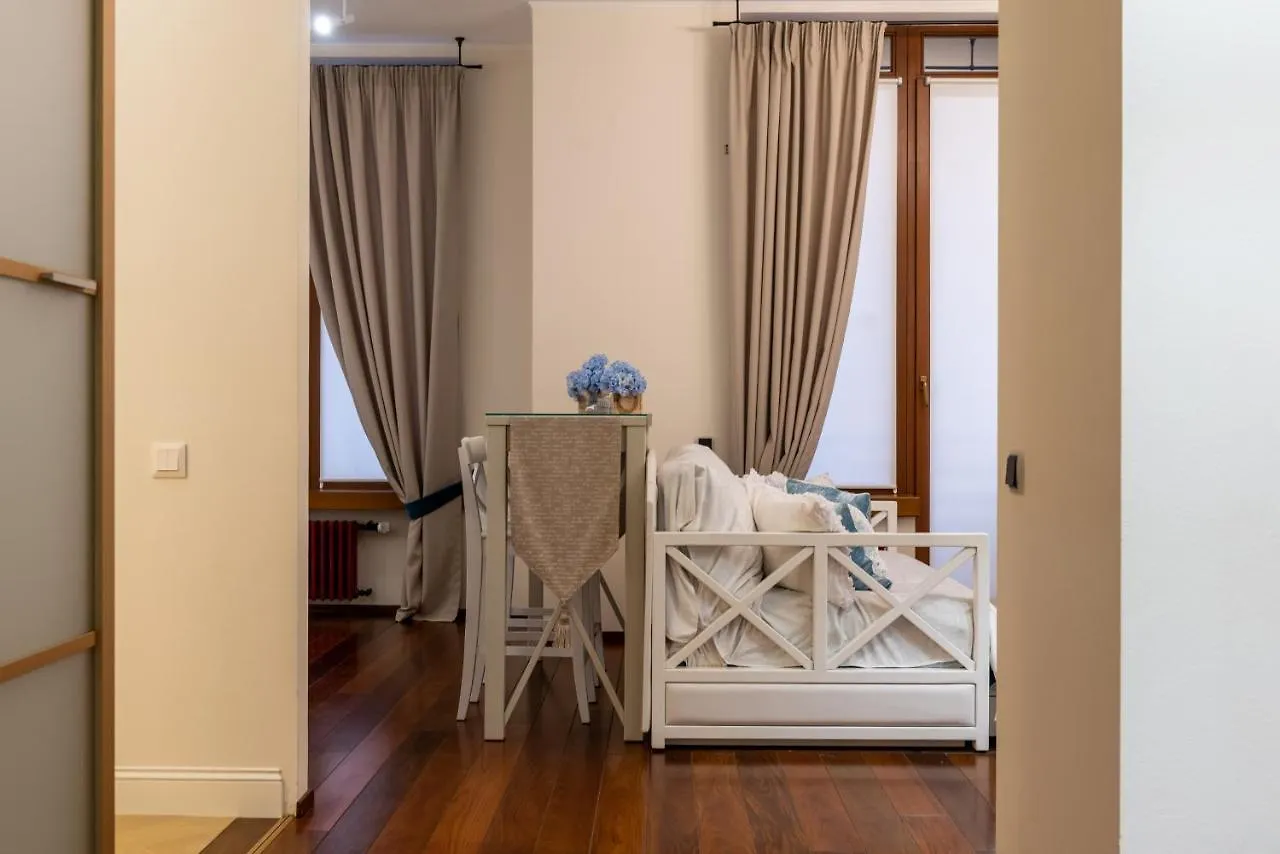 Διαμέρισμα Your Home Away From Home Κίεβο